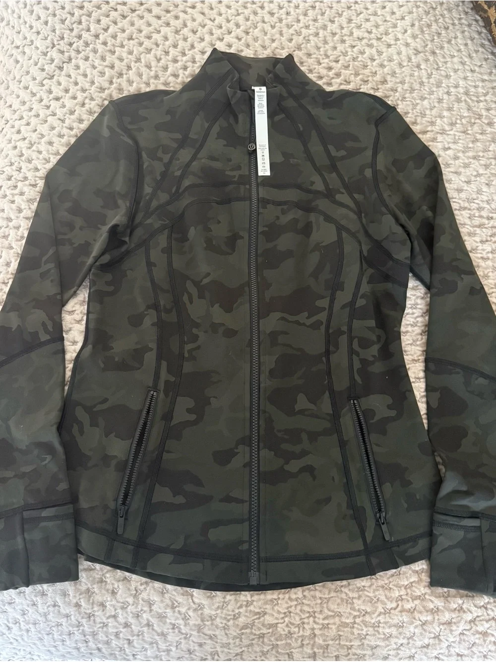 lululemon athletica Women's Dark Green Camo Utility Jacket